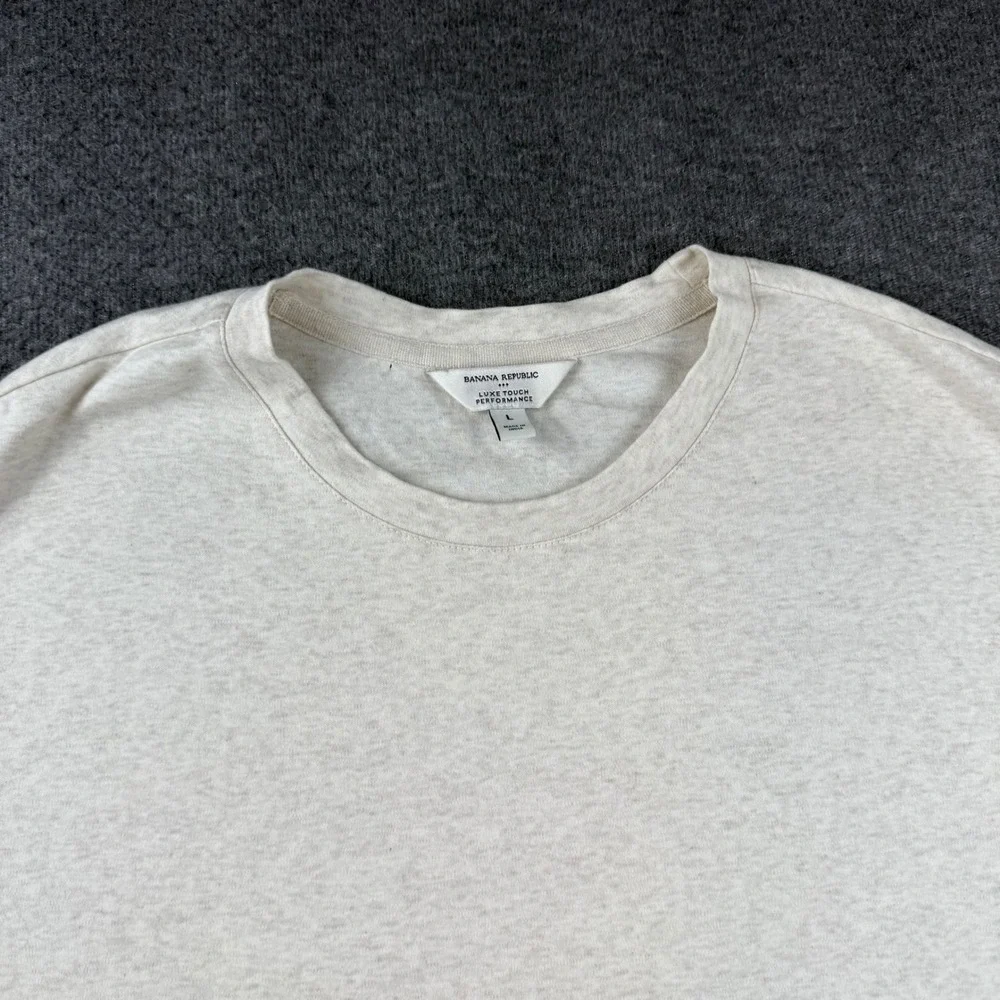 Banana Republic T-Shirt Men's Large Cream Touch Performance Cotton Short Sleeve